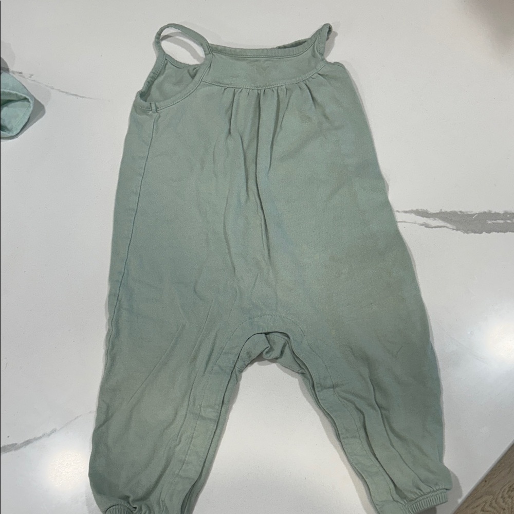✴️ 3/$15 ✴️ Old Navy Jumpsuit